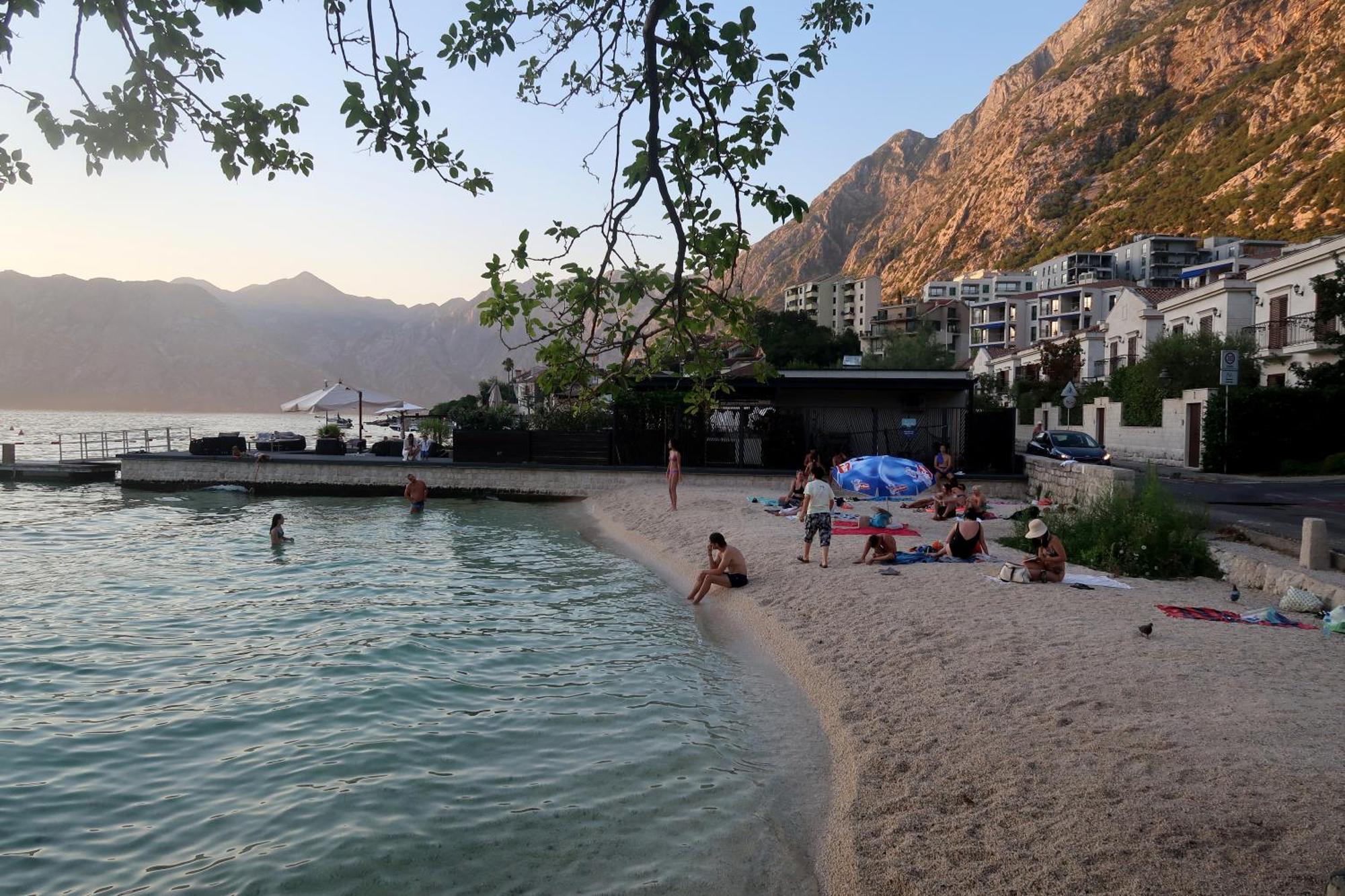 Cozy Nest, 350M To Beach, Free Parking, Wi-Fi Kotor Exterior photo